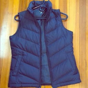 Lands End Navy Puffer Vest